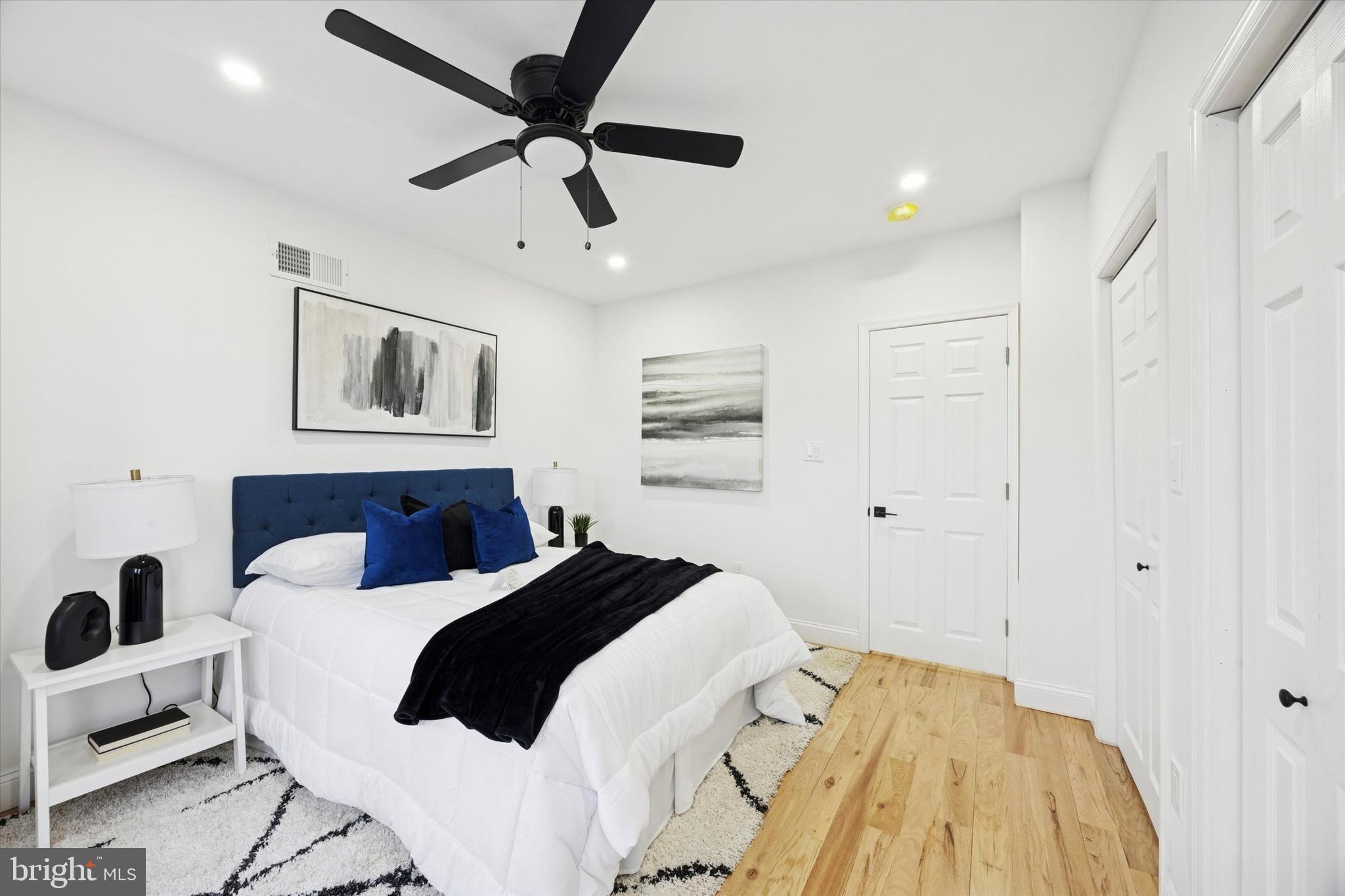 POINT BREEZE - Residential