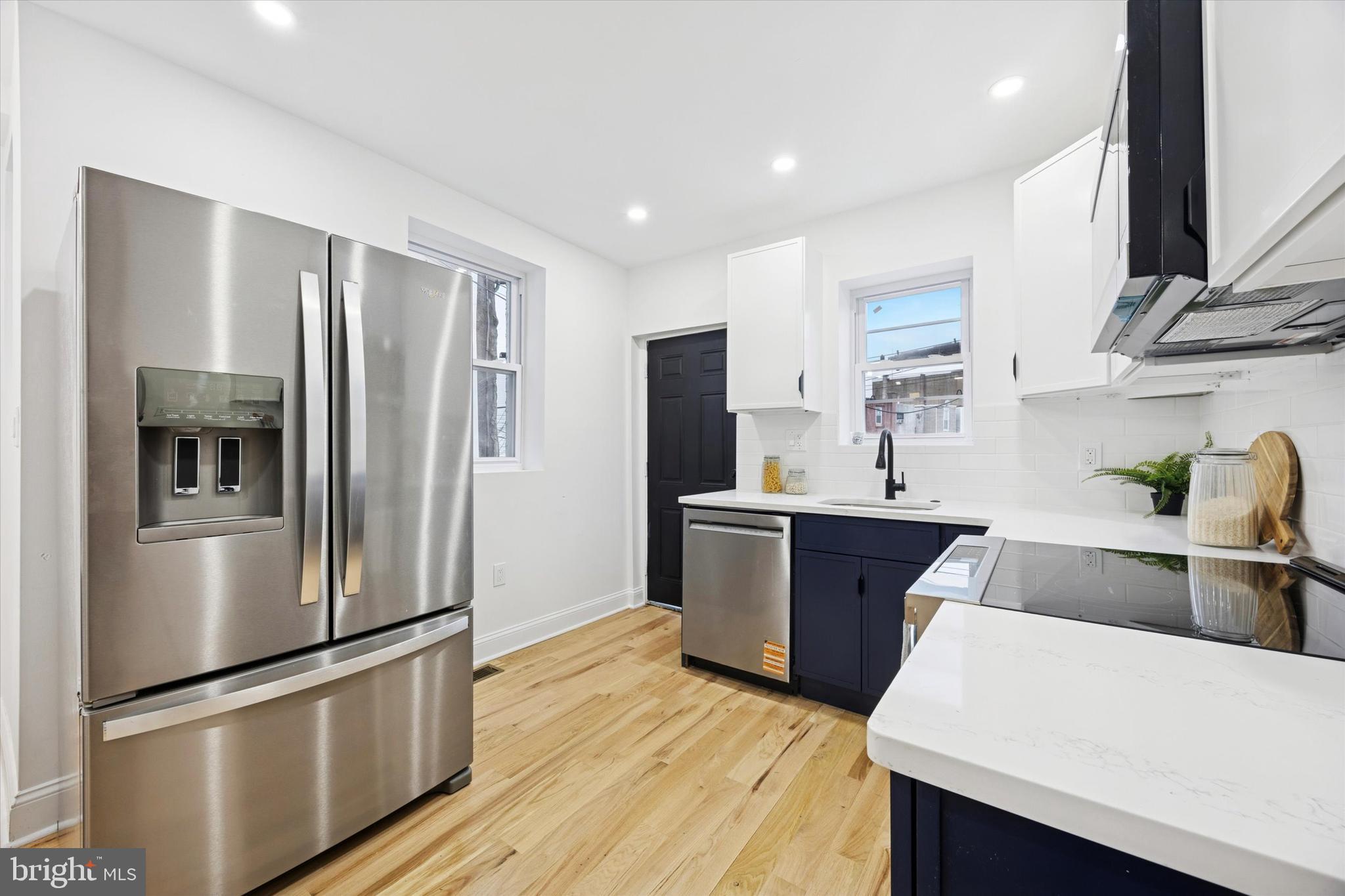 POINT BREEZE - Residential