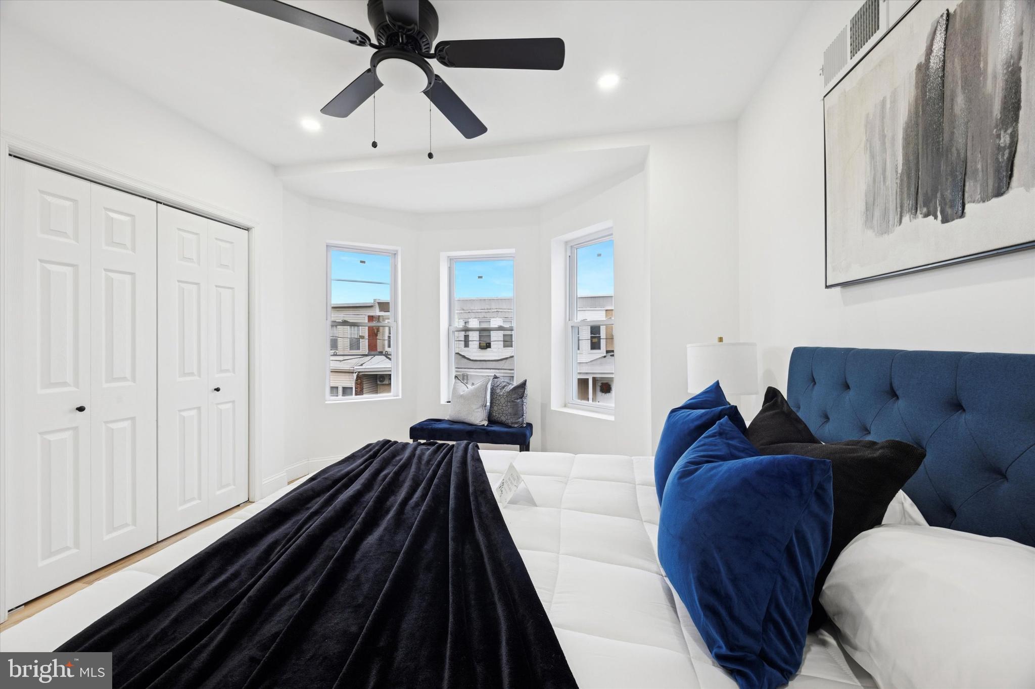 POINT BREEZE - Residential