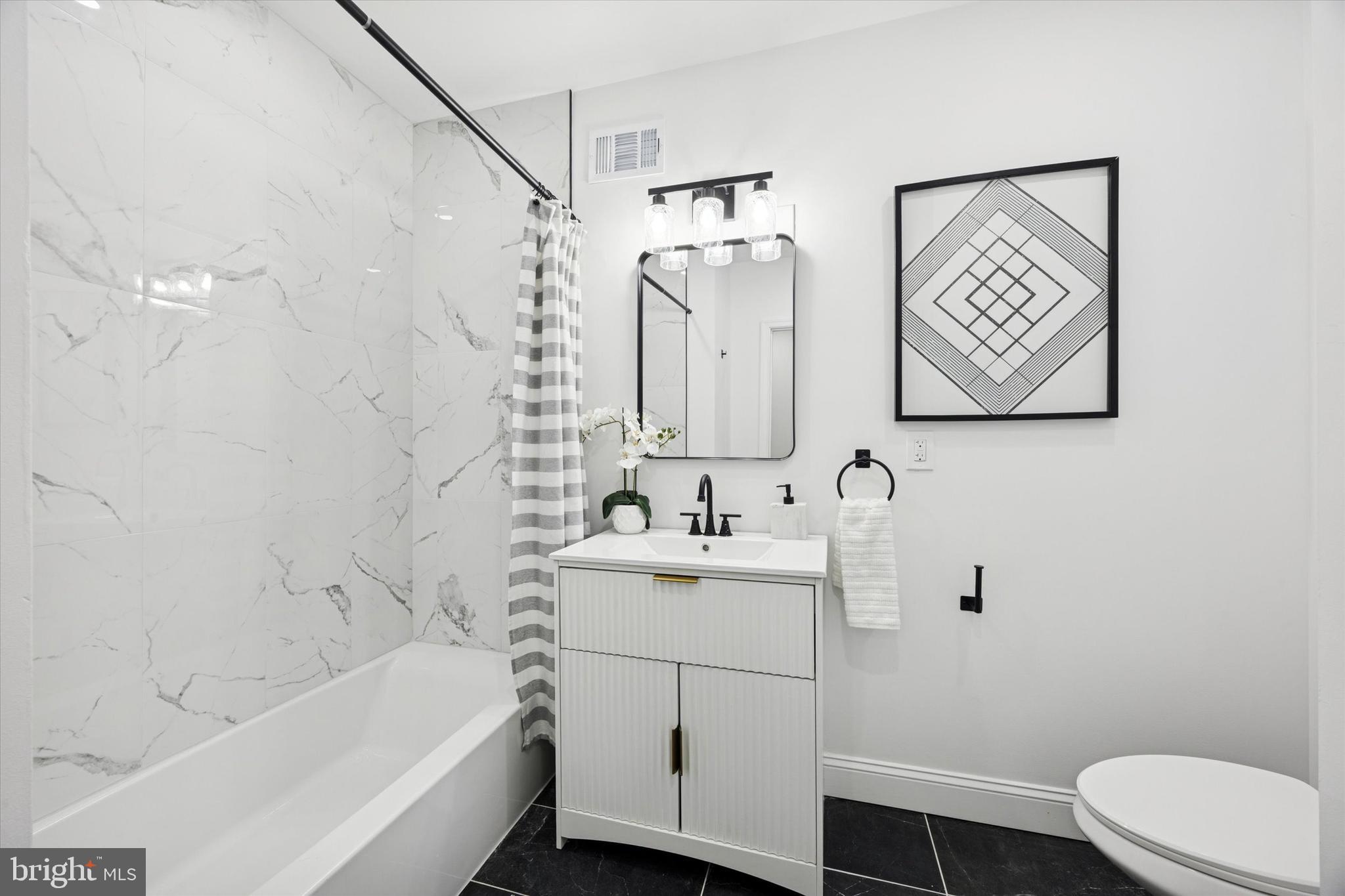 POINT BREEZE - Residential