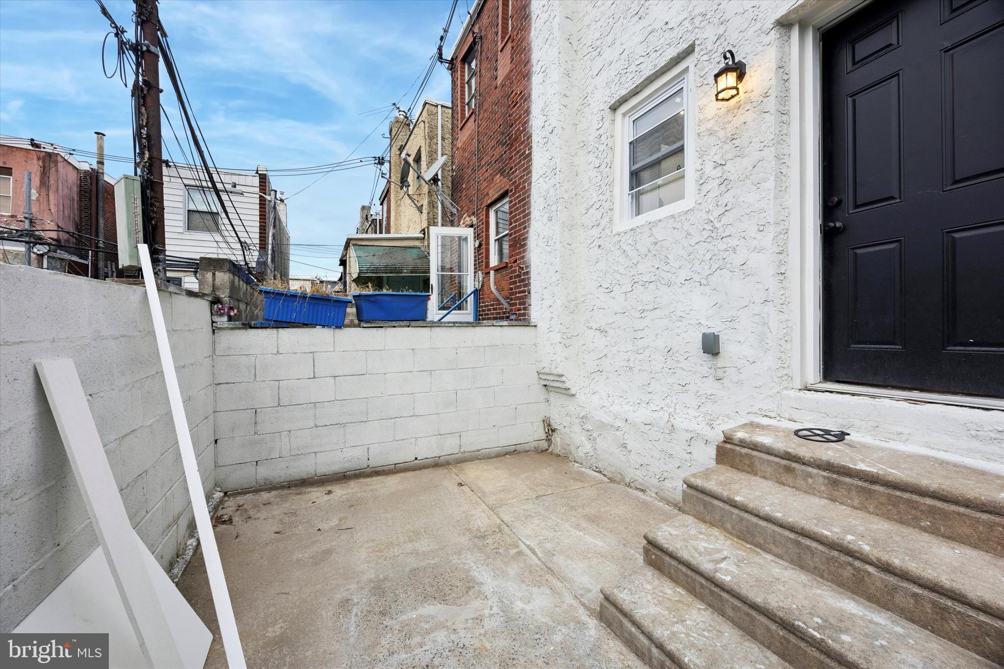 POINT BREEZE - Residential