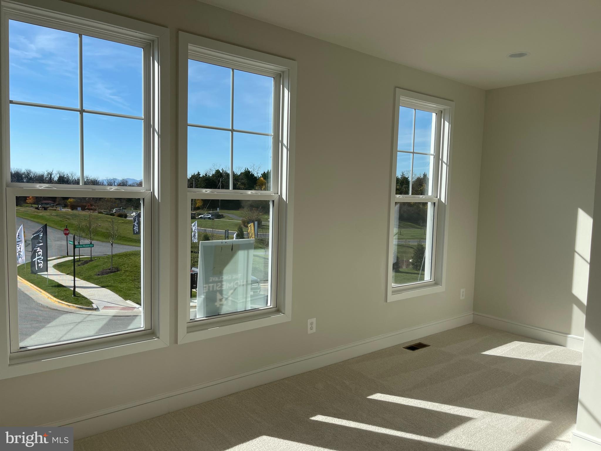 LAKE FREDERICK - Residential Lease