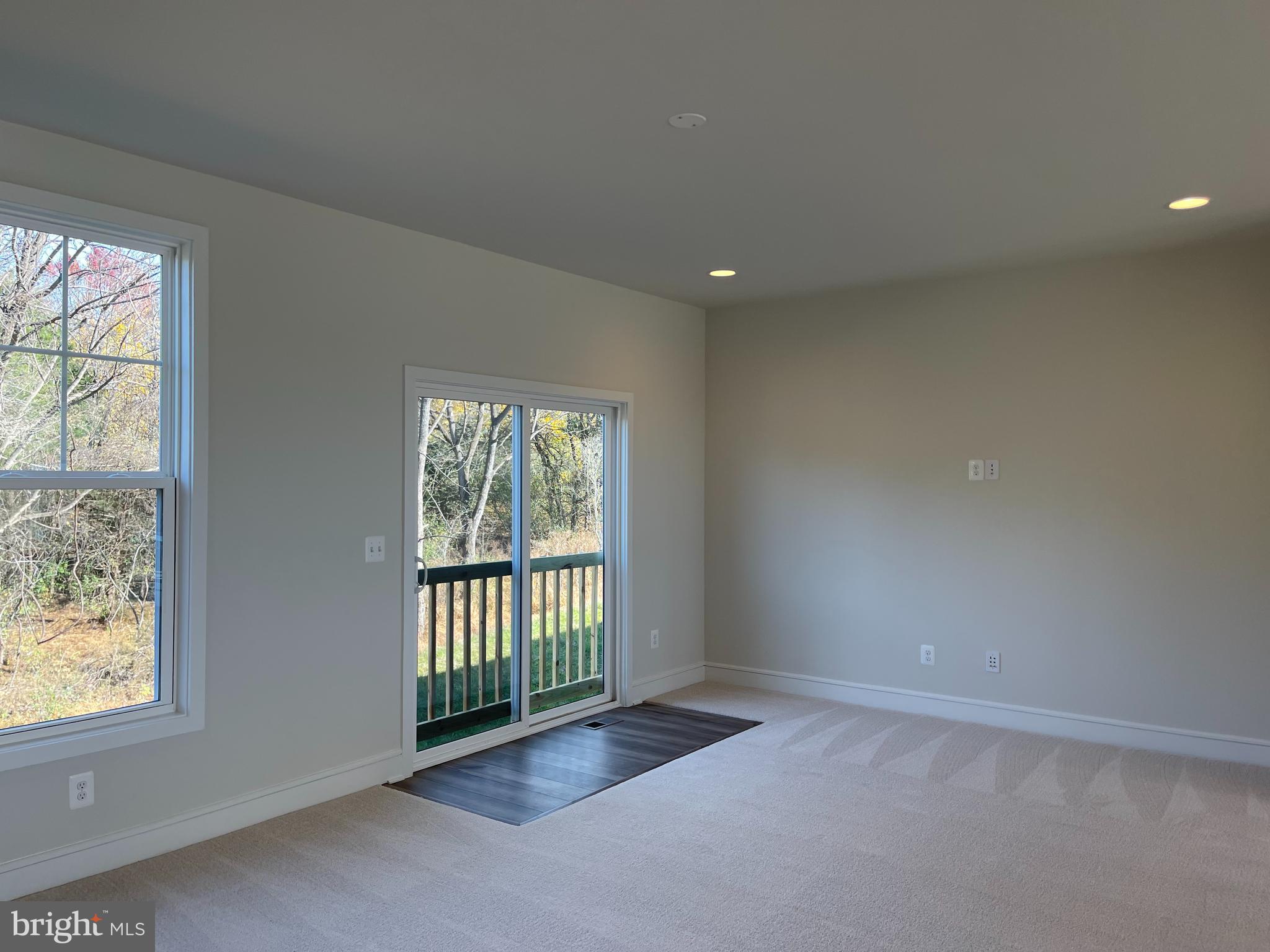 LAKE FREDERICK - Residential Lease