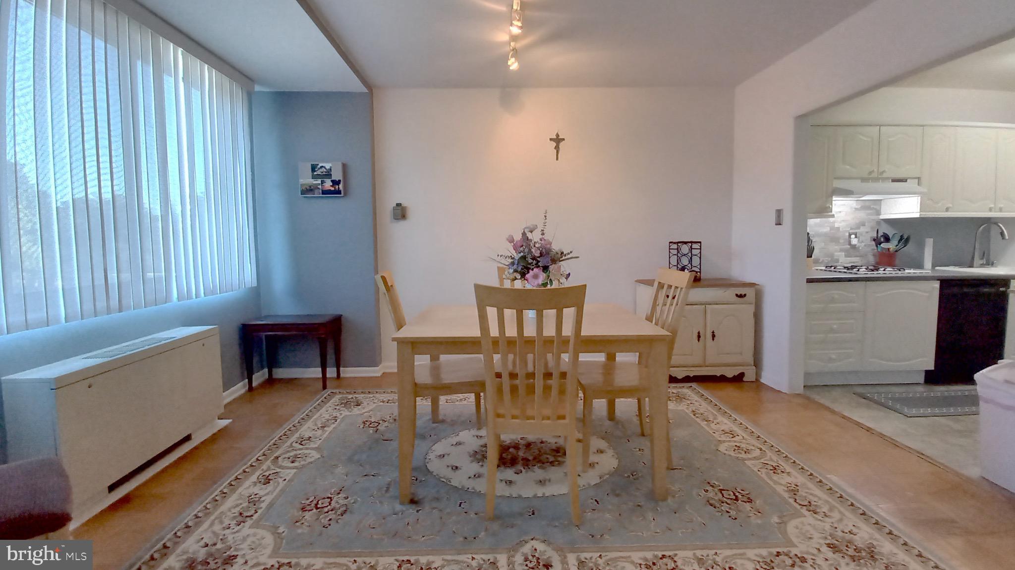 GROSVENOR PARK - Residential Lease