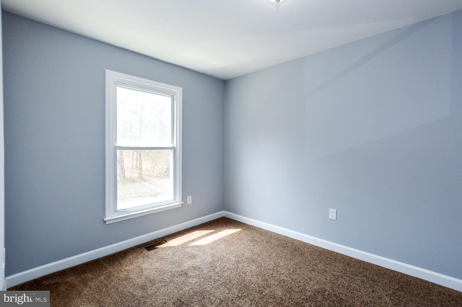 BRIAR VILLAGE - Residential