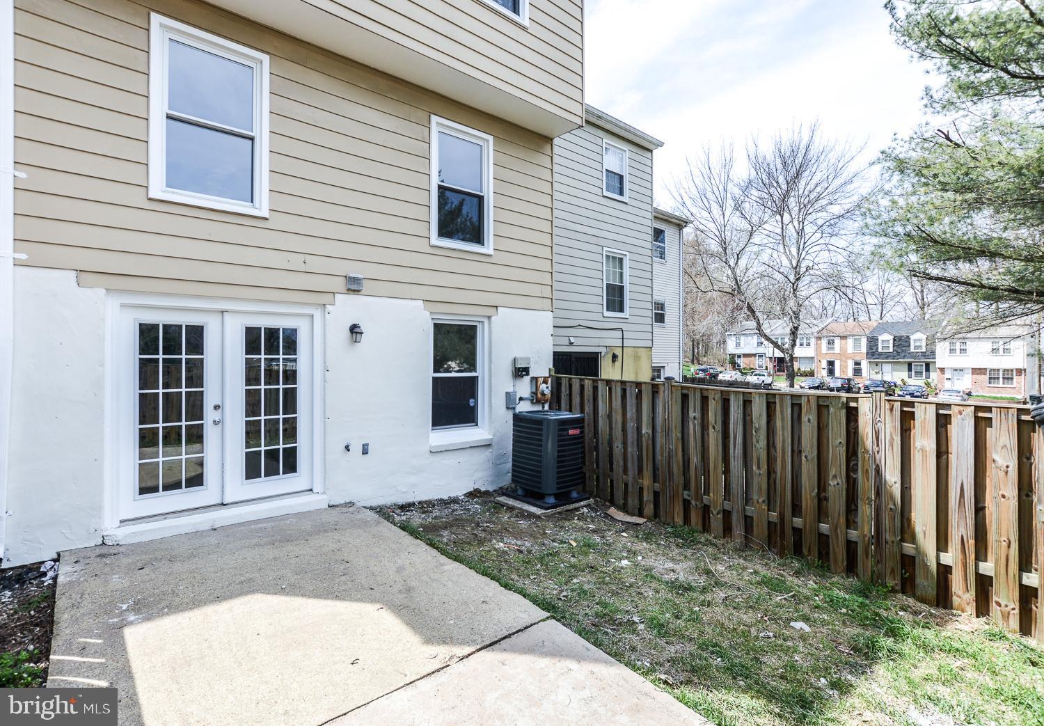 BRIAR VILLAGE - Residential