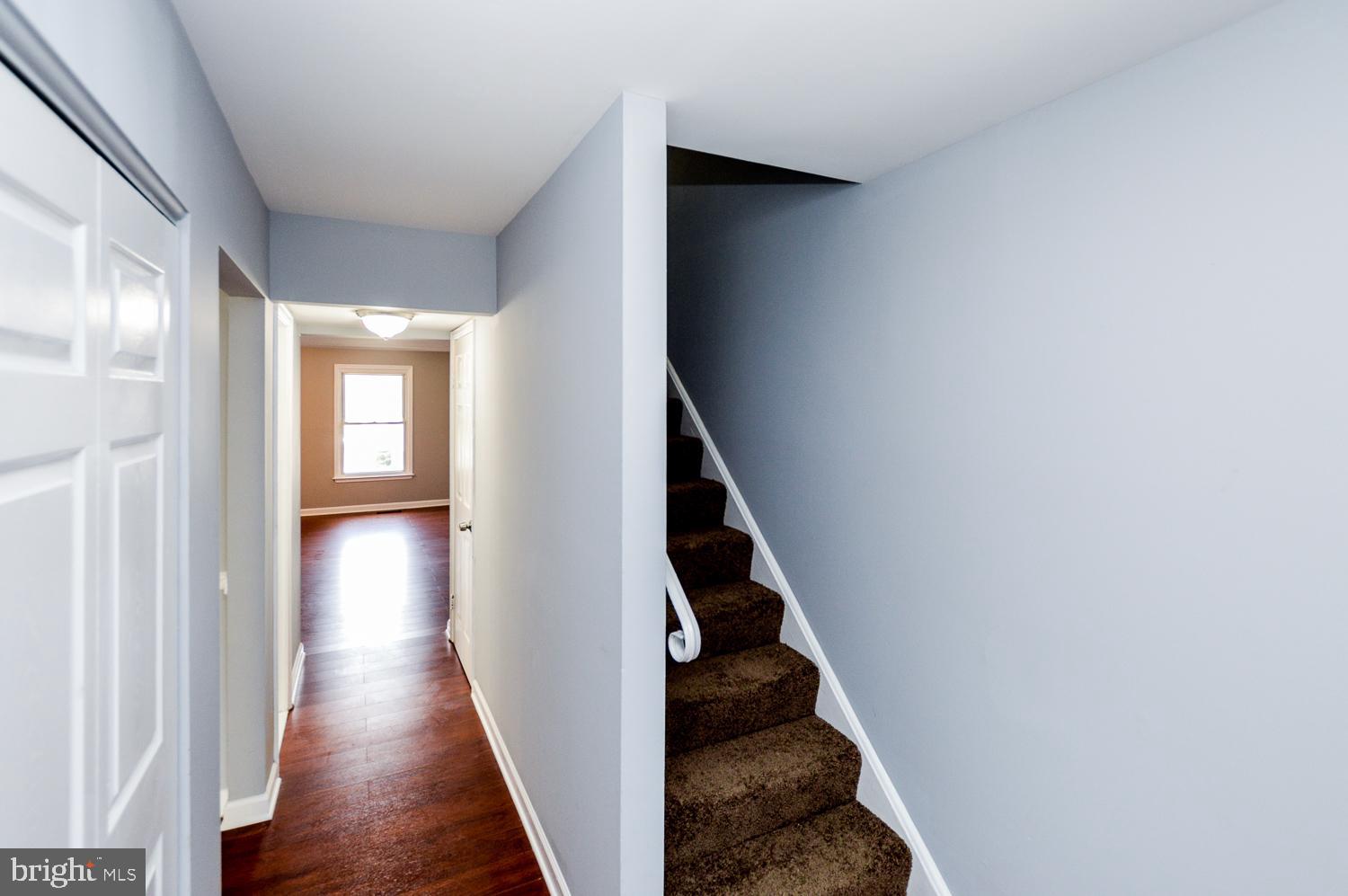 BRIAR VILLAGE - Residential