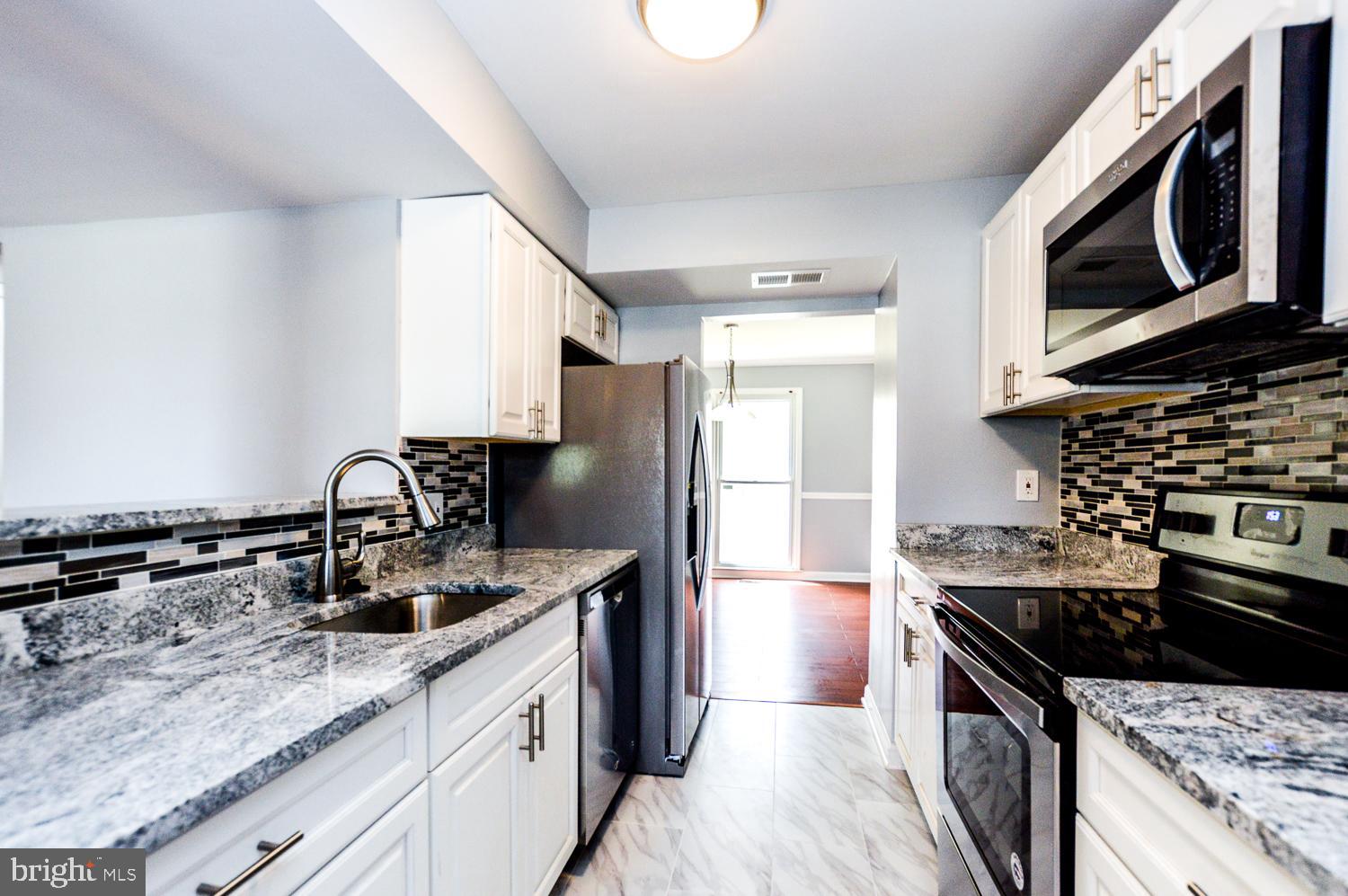 BRIAR VILLAGE - Residential