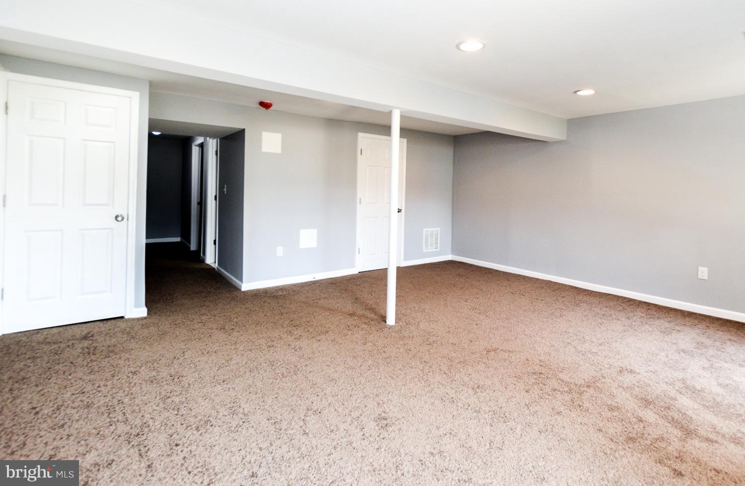 BRIAR VILLAGE - Residential