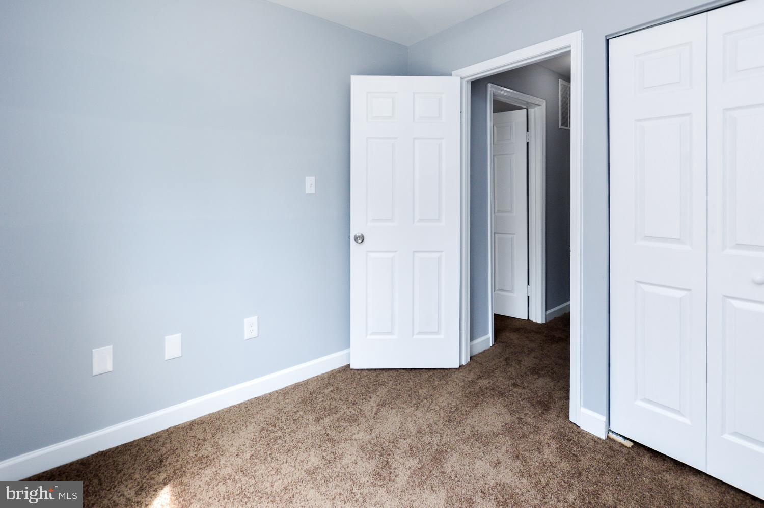 BRIAR VILLAGE - Residential