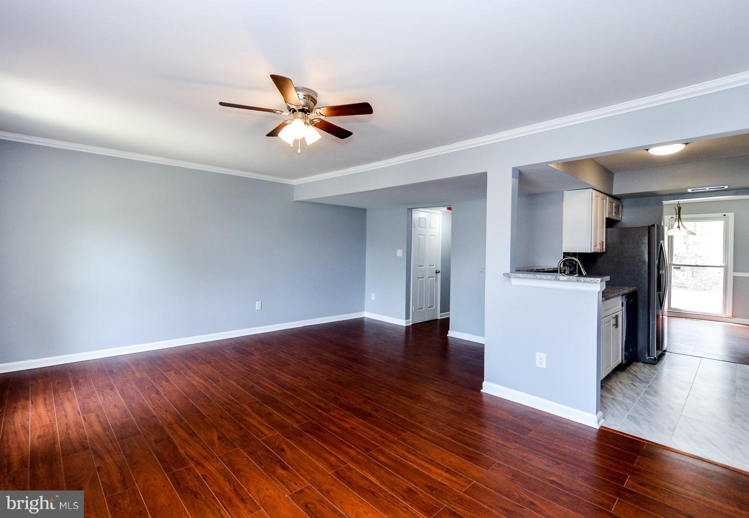 BRIAR VILLAGE - Residential