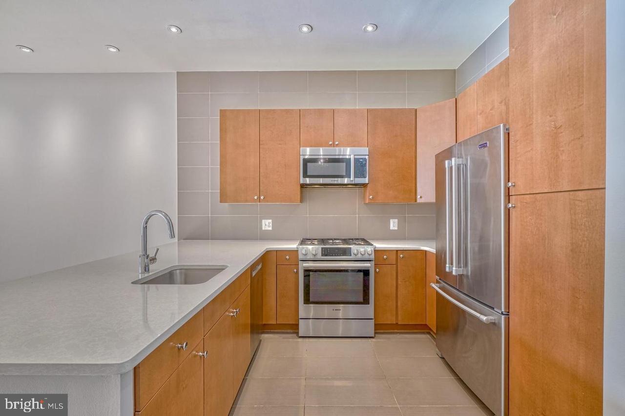 MOUNT VERNON PLACE HISTORIC DISTRICT - Residential Lease