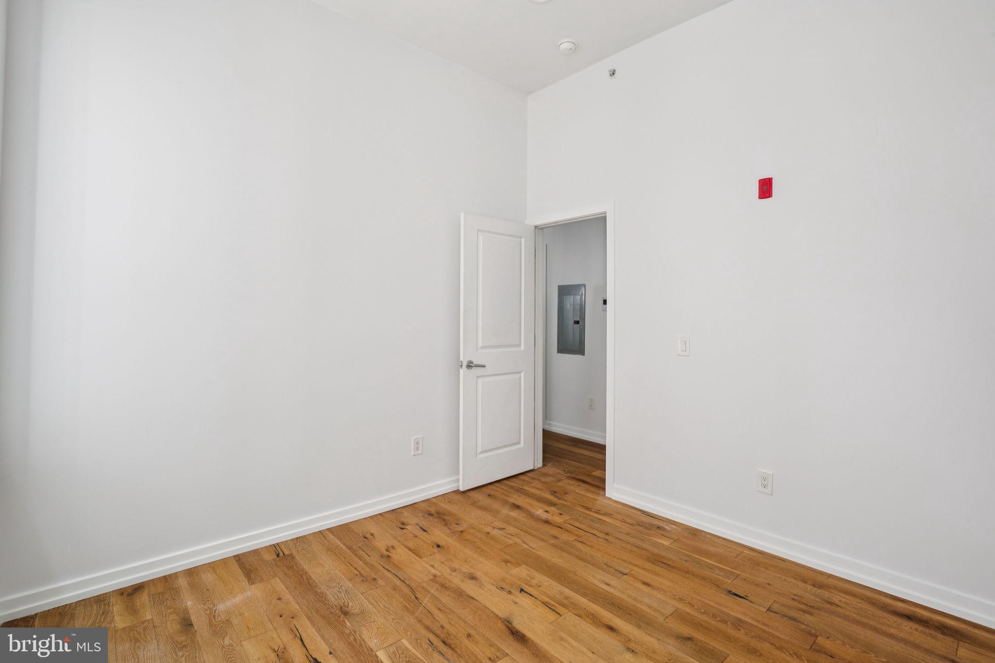 EAST KENSINGTON - Residential Lease