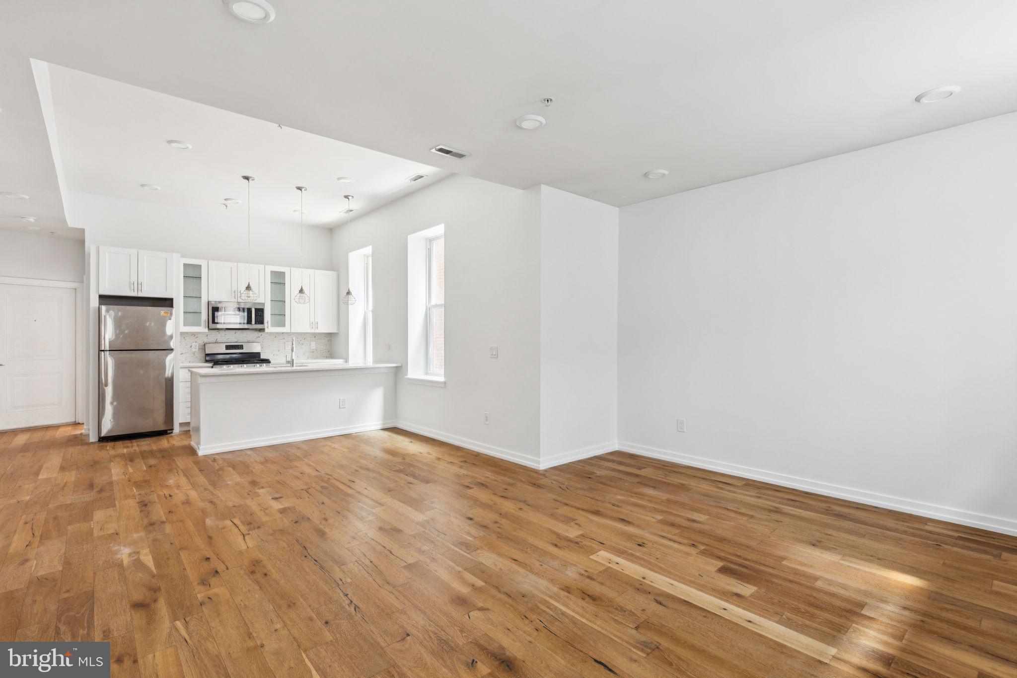 EAST KENSINGTON - Residential Lease