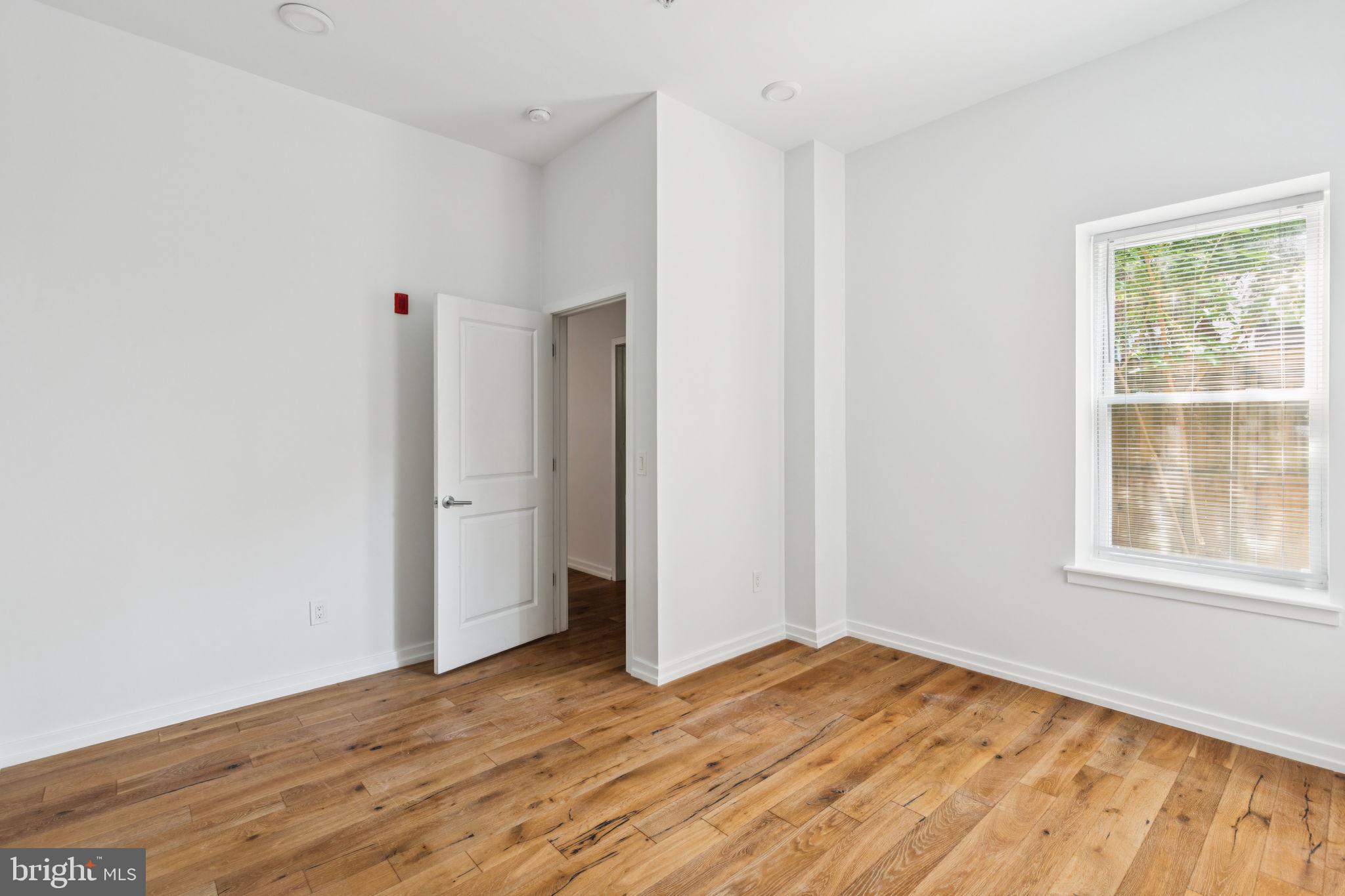 EAST KENSINGTON - Residential Lease