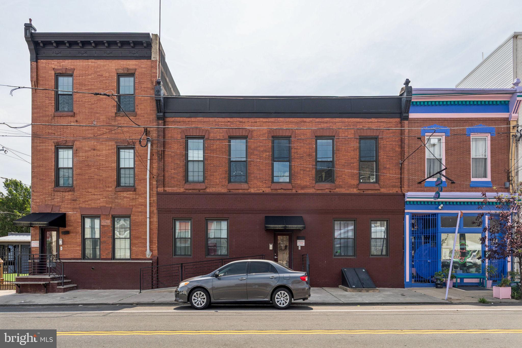 EAST KENSINGTON - Residential Lease