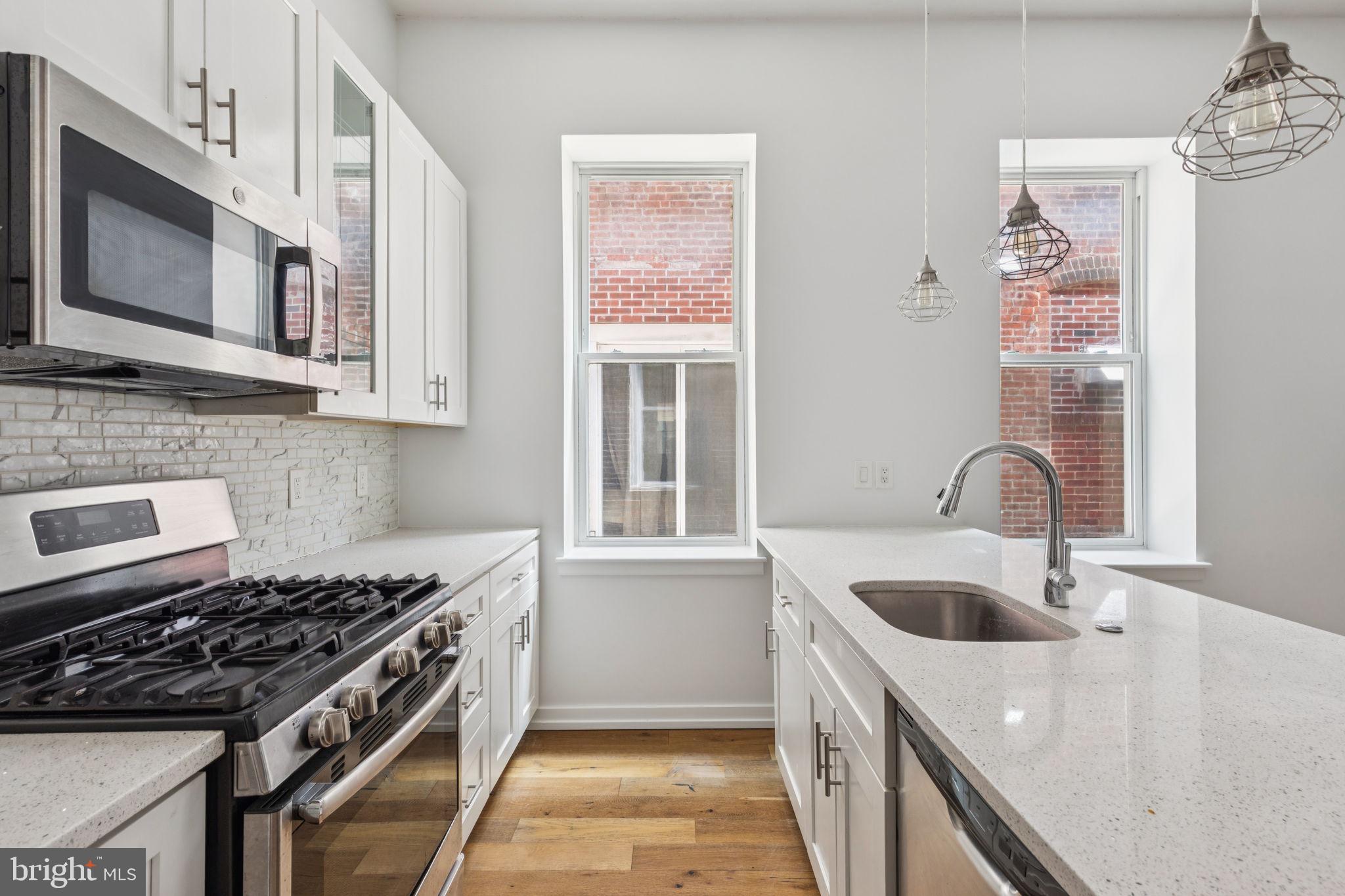 EAST KENSINGTON - Residential Lease