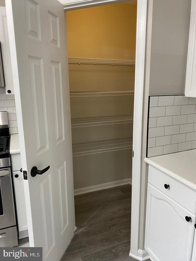 SPRING RIDGE - Residential