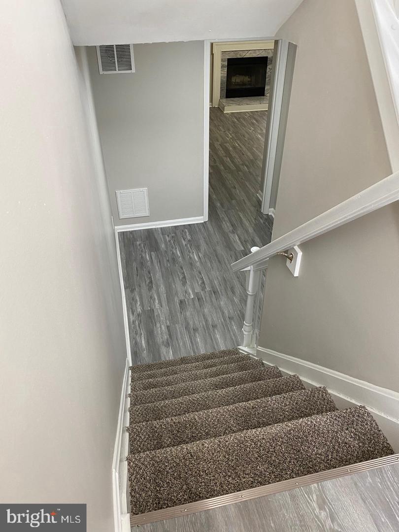 SPRING RIDGE - Residential