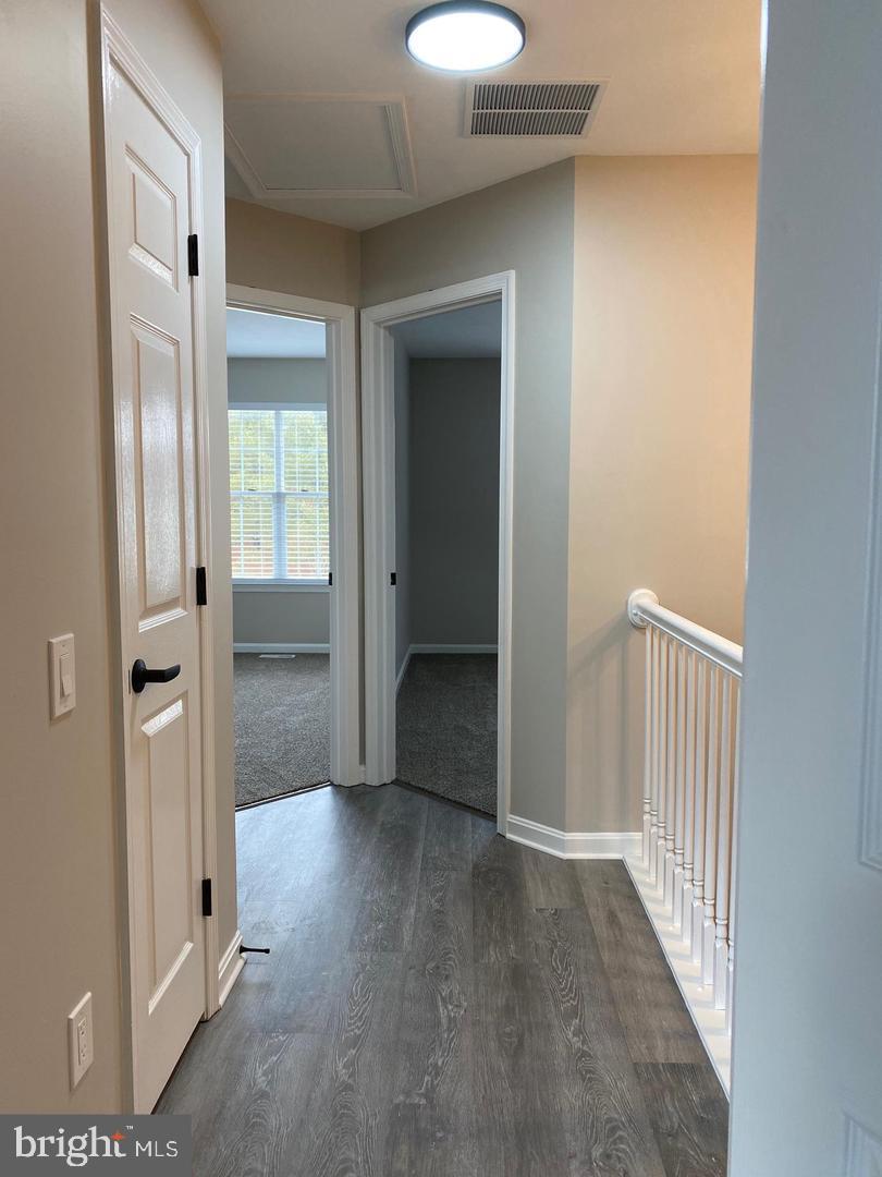 SPRING RIDGE - Residential