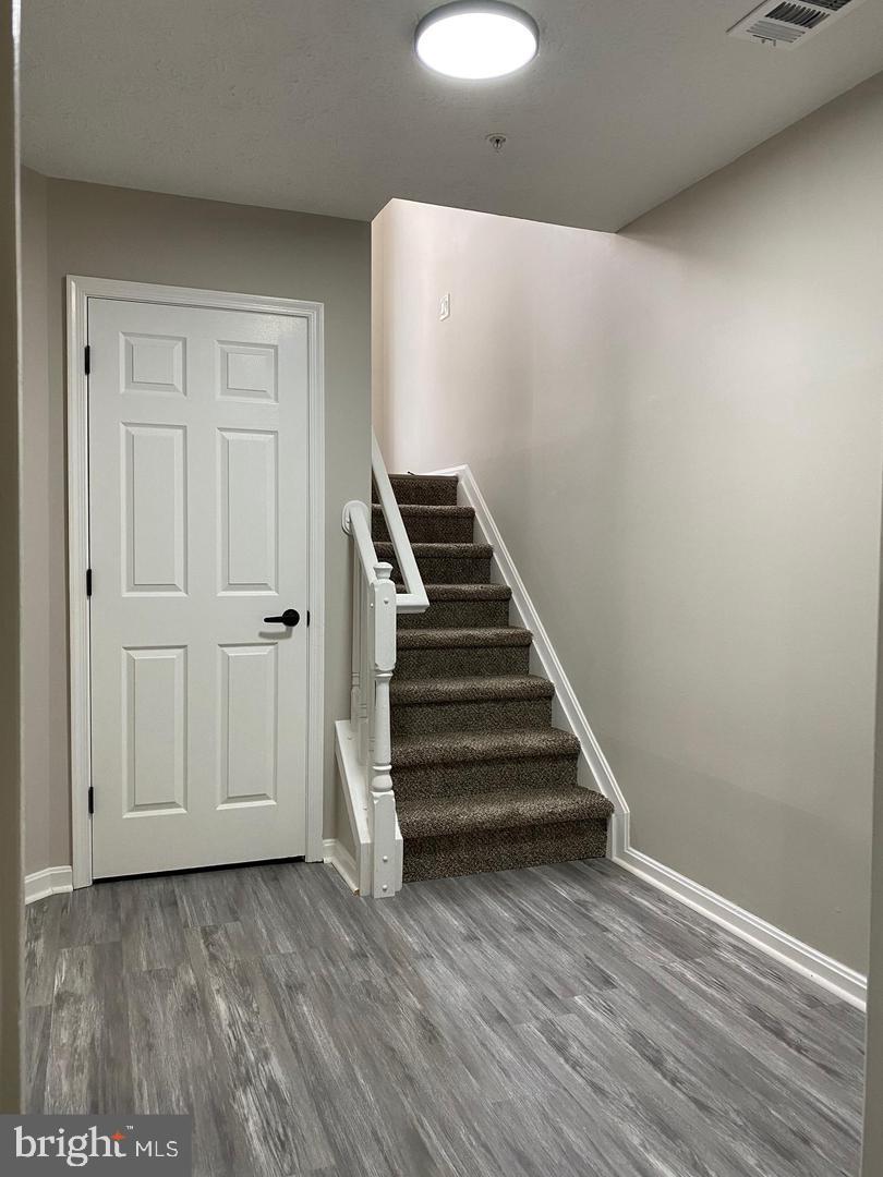 SPRING RIDGE - Residential