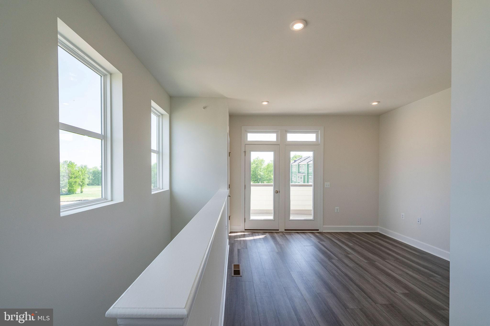 BELMONT BAY - Residential