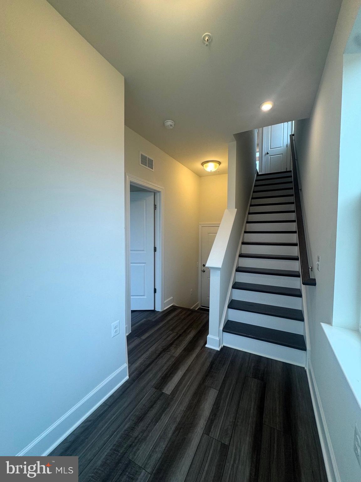 BELMONT BAY - Residential