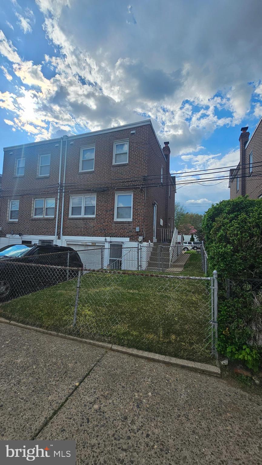 RHAWNHURST - Residential