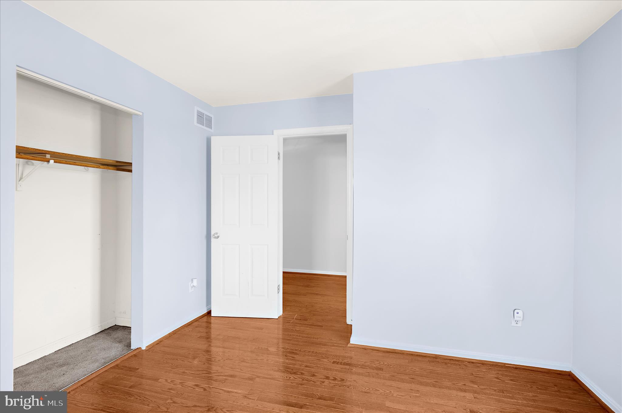 RAMBLEWOOD - Residential