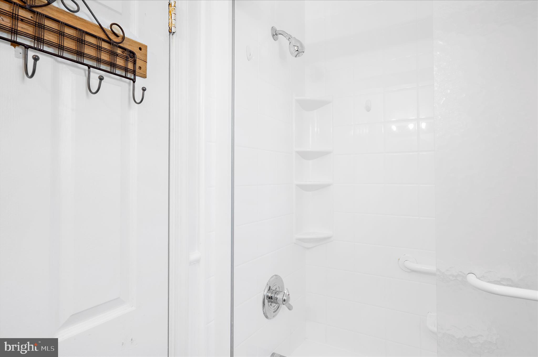 RAMBLEWOOD - Residential