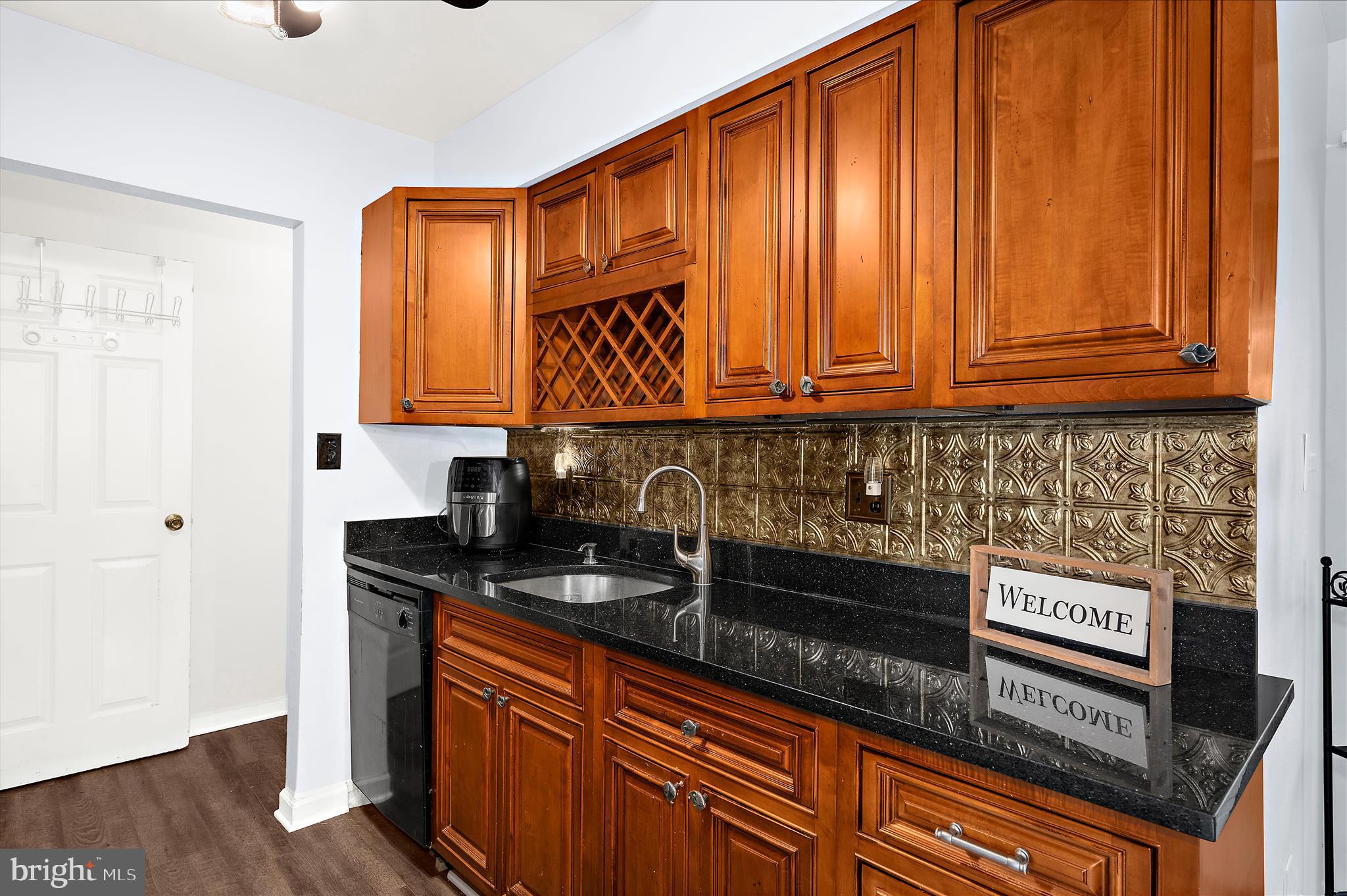 RAMBLEWOOD - Residential