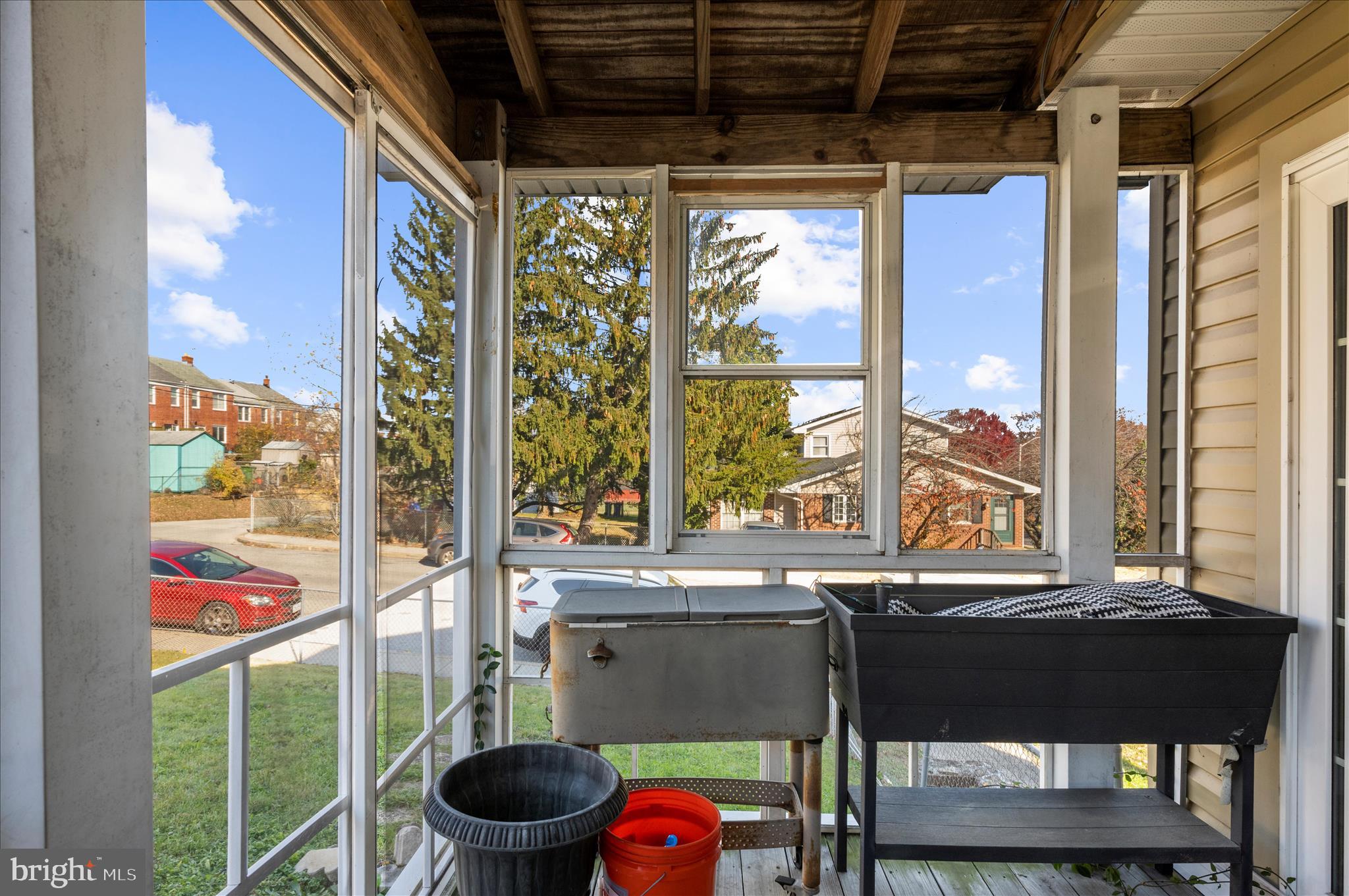 RAMBLEWOOD - Residential