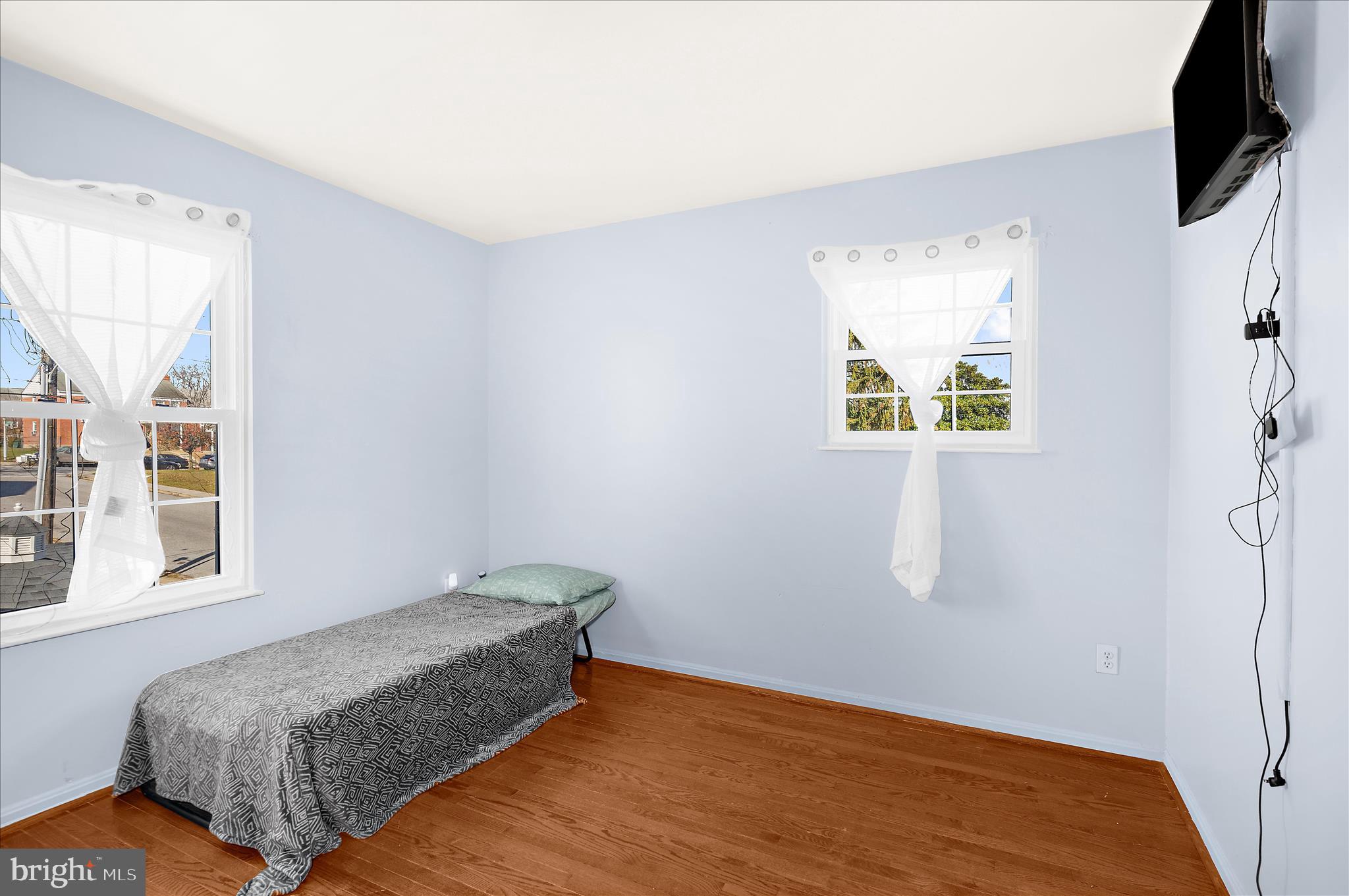 RAMBLEWOOD - Residential