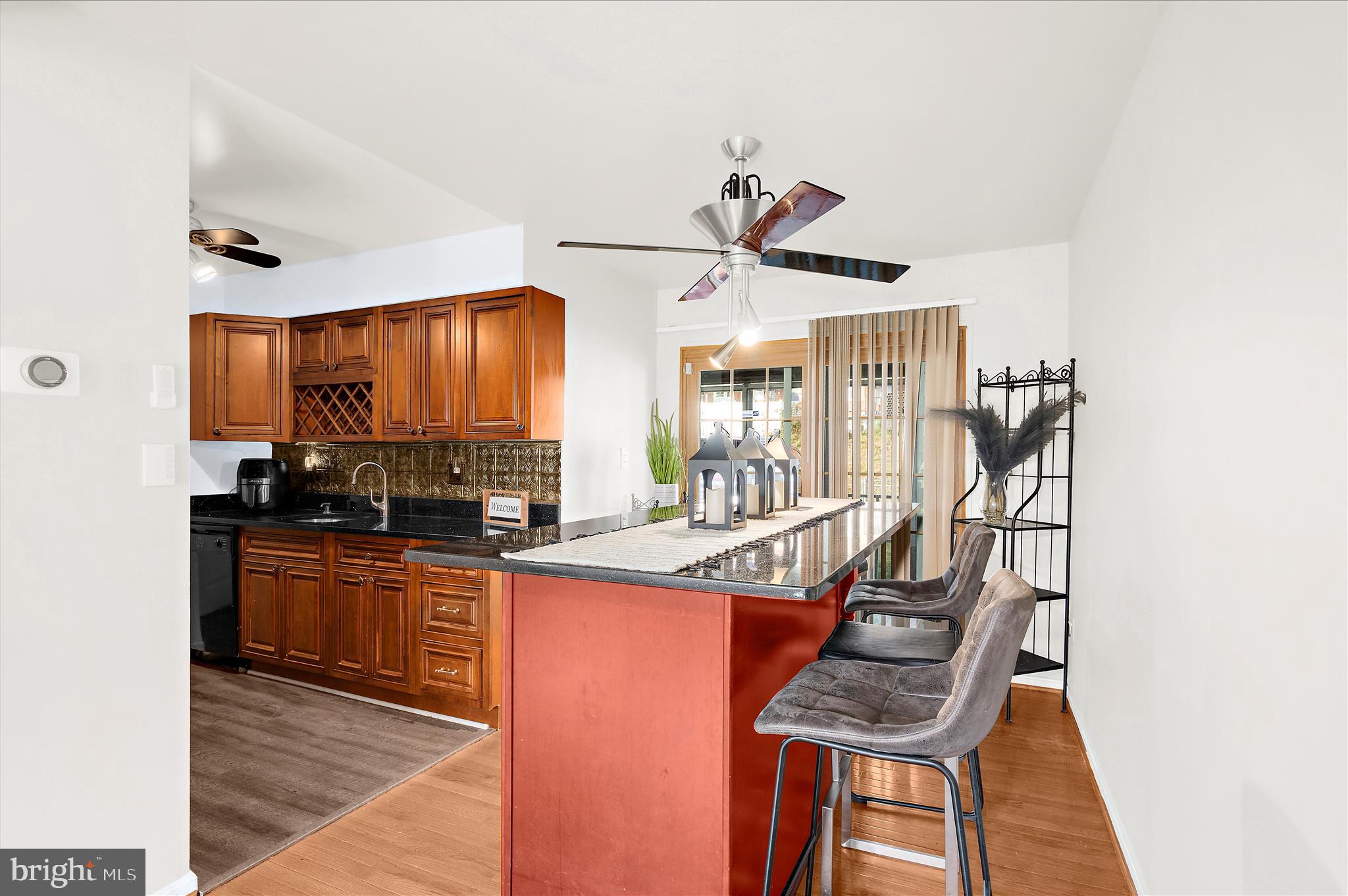 RAMBLEWOOD - Residential