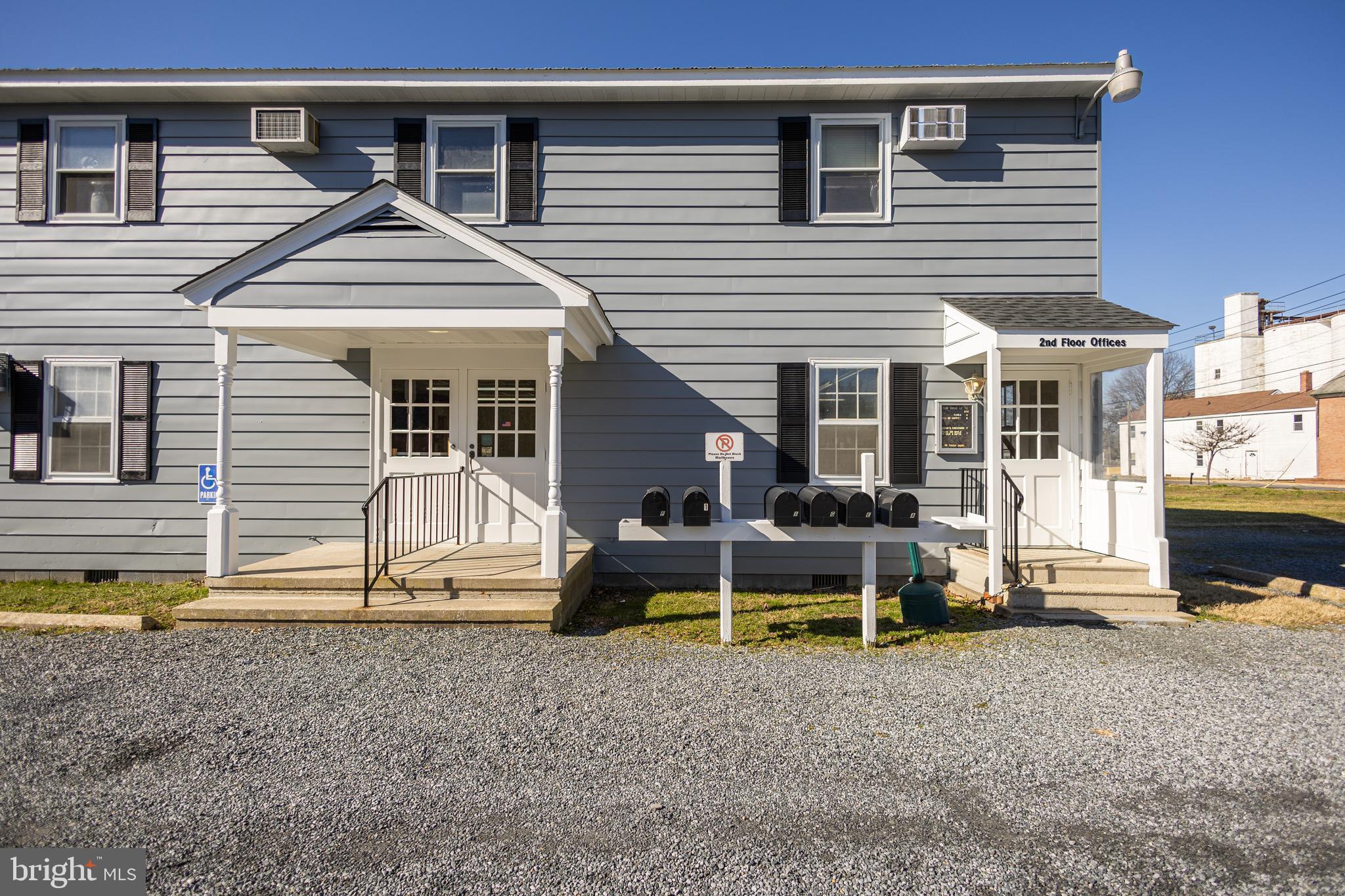 506 BROOKLETTS AVENUE A, SECOND FLOOR