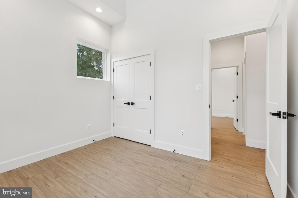 ELKWOOD - Residential