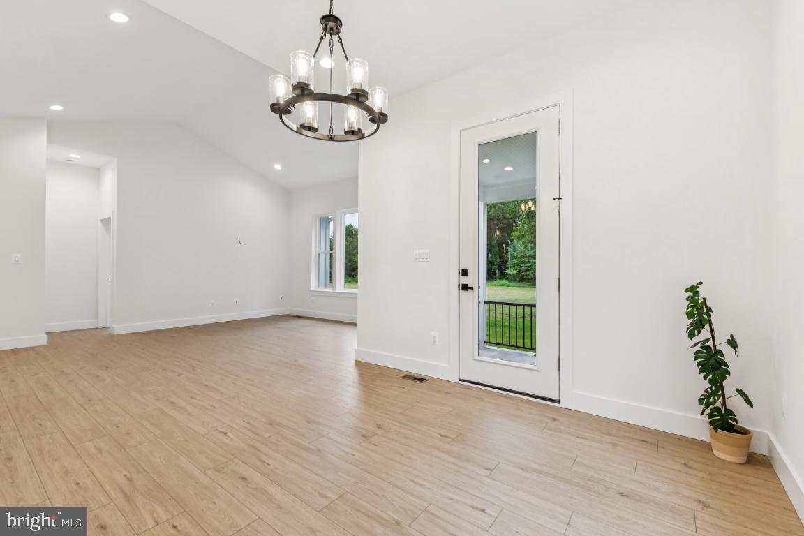 ELKWOOD - Residential