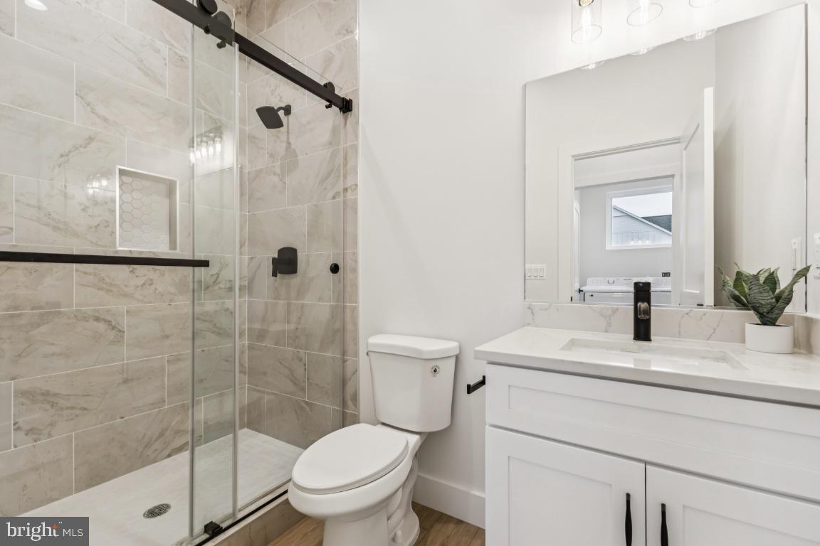 ELKWOOD - Residential