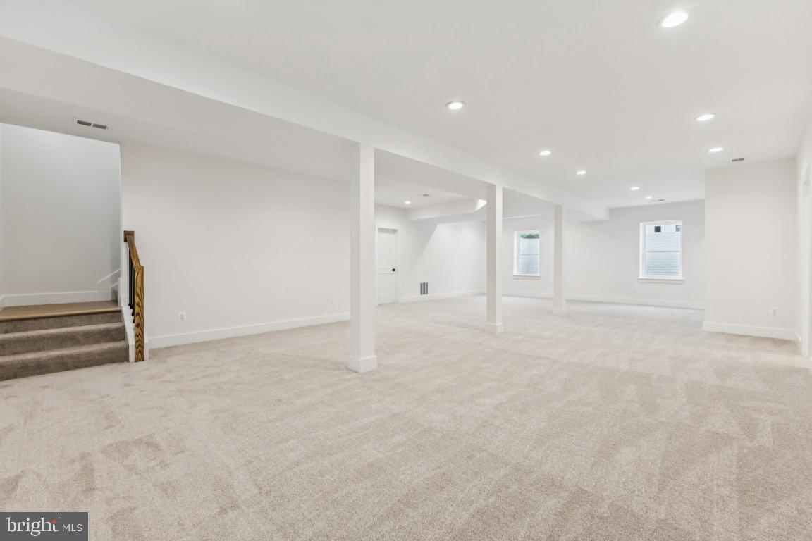 ELKWOOD - Residential