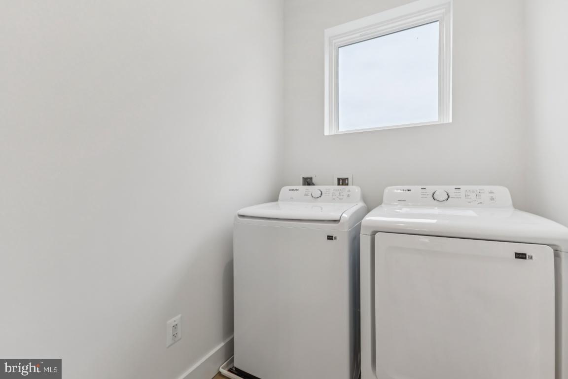 ELKWOOD - Residential