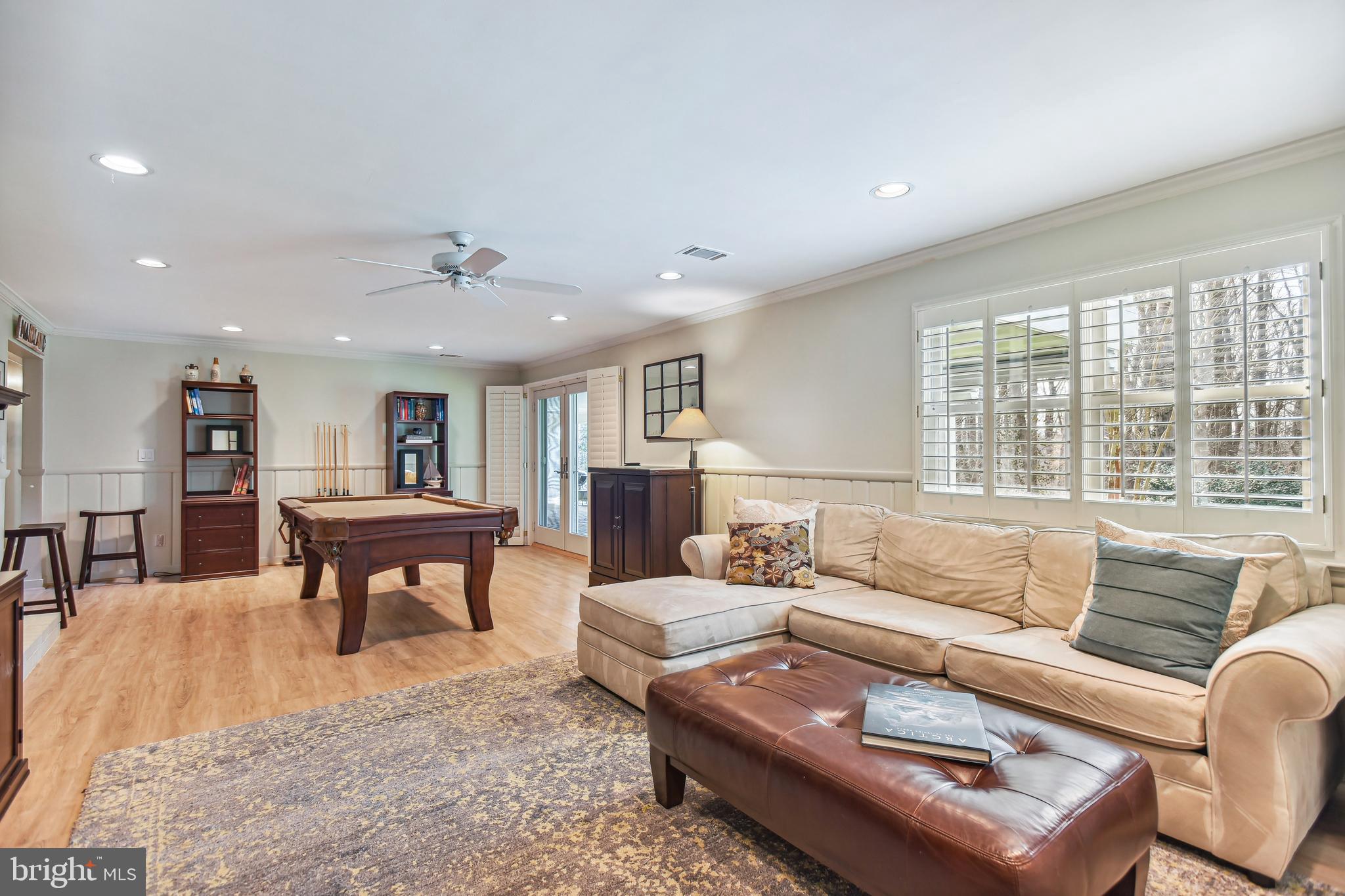 POTOMAC HUNT ACRES - Residential