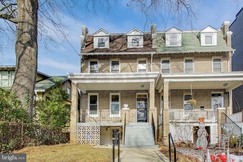 1311 LONGFELLOW STREET NW WASHINGTON DC 20011