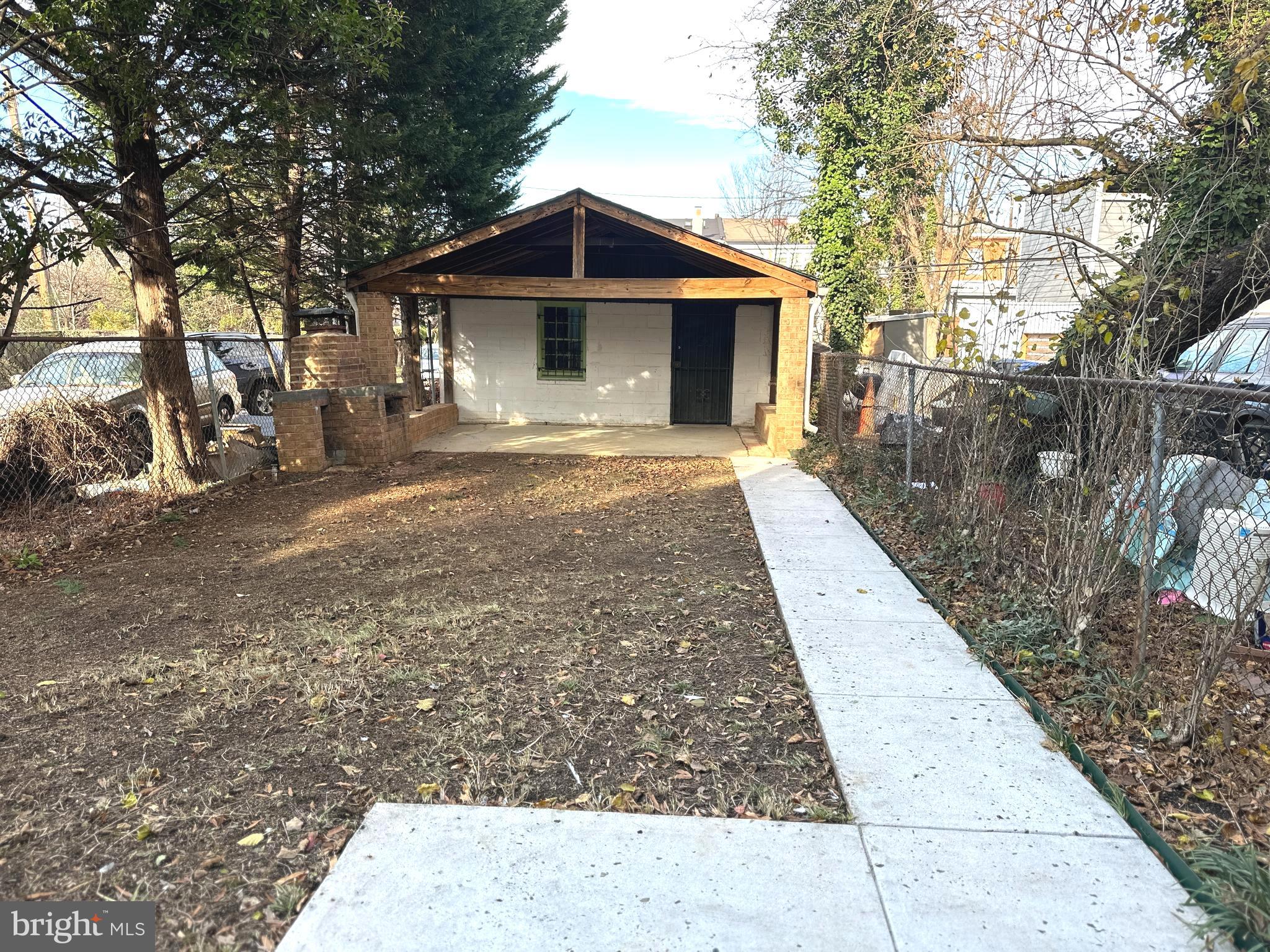 1311 LONGFELLOW STREET NW