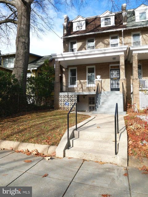 1311 LONGFELLOW STREET NW WASHINGTON DC 20011