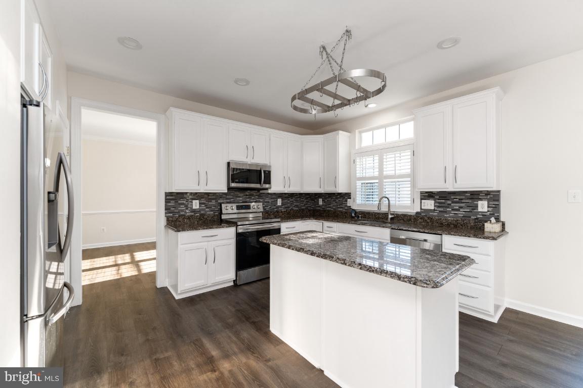 VILLAGES OF URBANA - Residential Lease