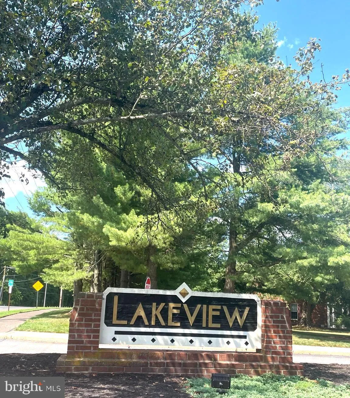 Marlton, New Jersey 08053, United States, 3 Bedrooms Bedrooms, ,2 BathroomsBathrooms,Residential,Pending,187166