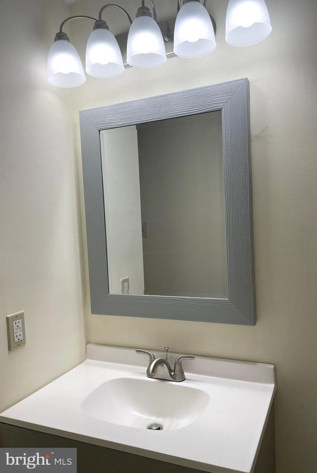 Marlton, New Jersey 08053, United States, 3 Bedrooms Bedrooms, ,2 BathroomsBathrooms,Residential,Pending,187166