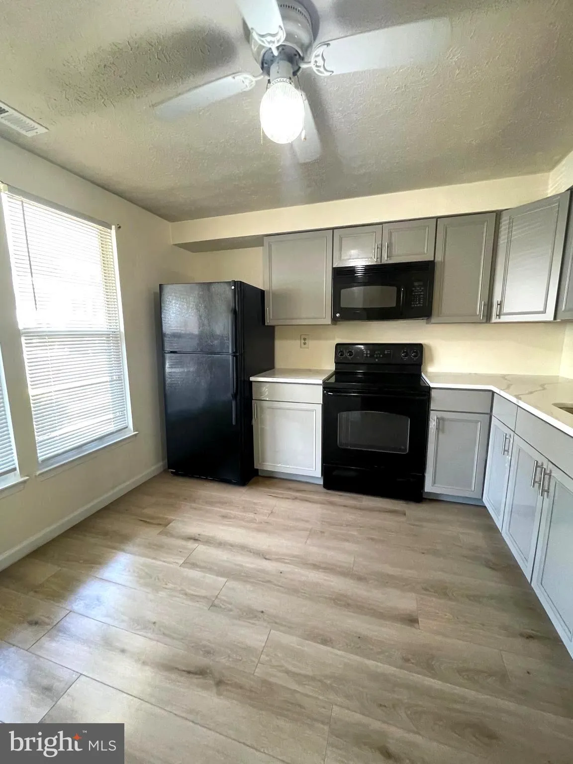 Marlton, New Jersey 08053, United States, 3 Bedrooms Bedrooms, ,2 BathroomsBathrooms,Residential,Pending,187166