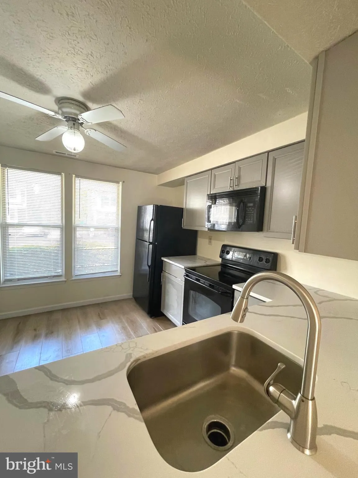 Marlton, New Jersey 08053, United States, 3 Bedrooms Bedrooms, ,2 BathroomsBathrooms,Residential,Pending,187166