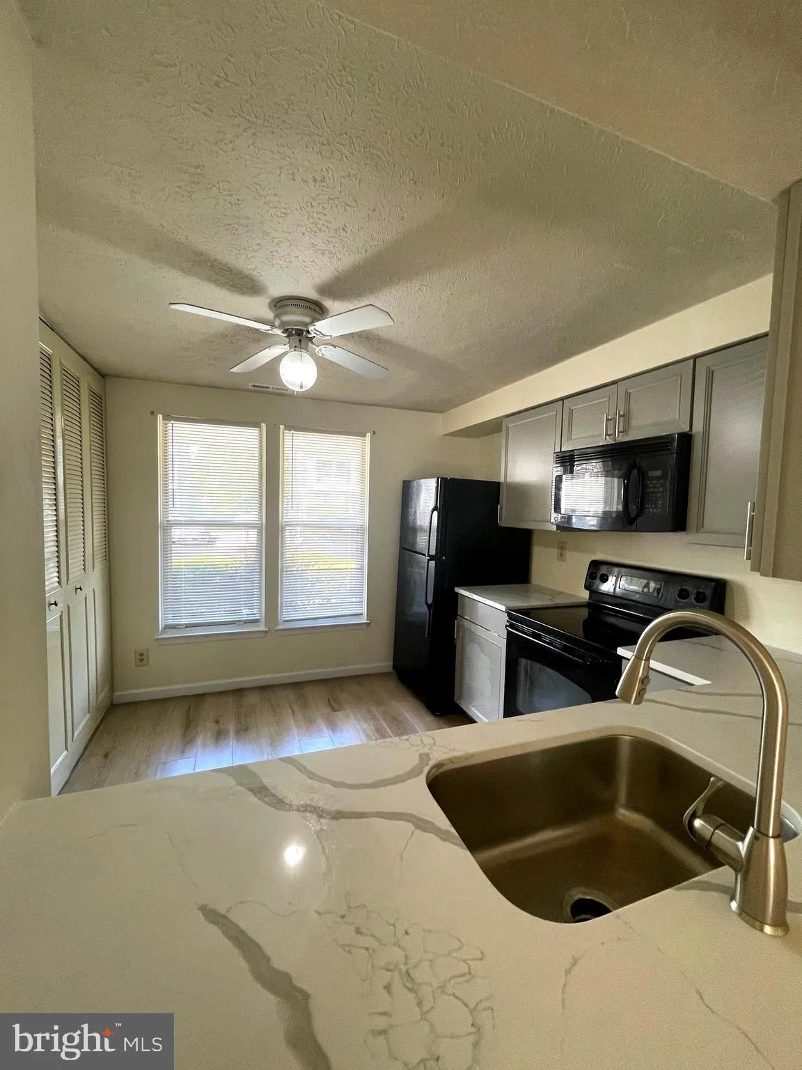 Marlton, New Jersey 08053, United States, 3 Bedrooms Bedrooms, ,2 BathroomsBathrooms,Residential,Pending,187166